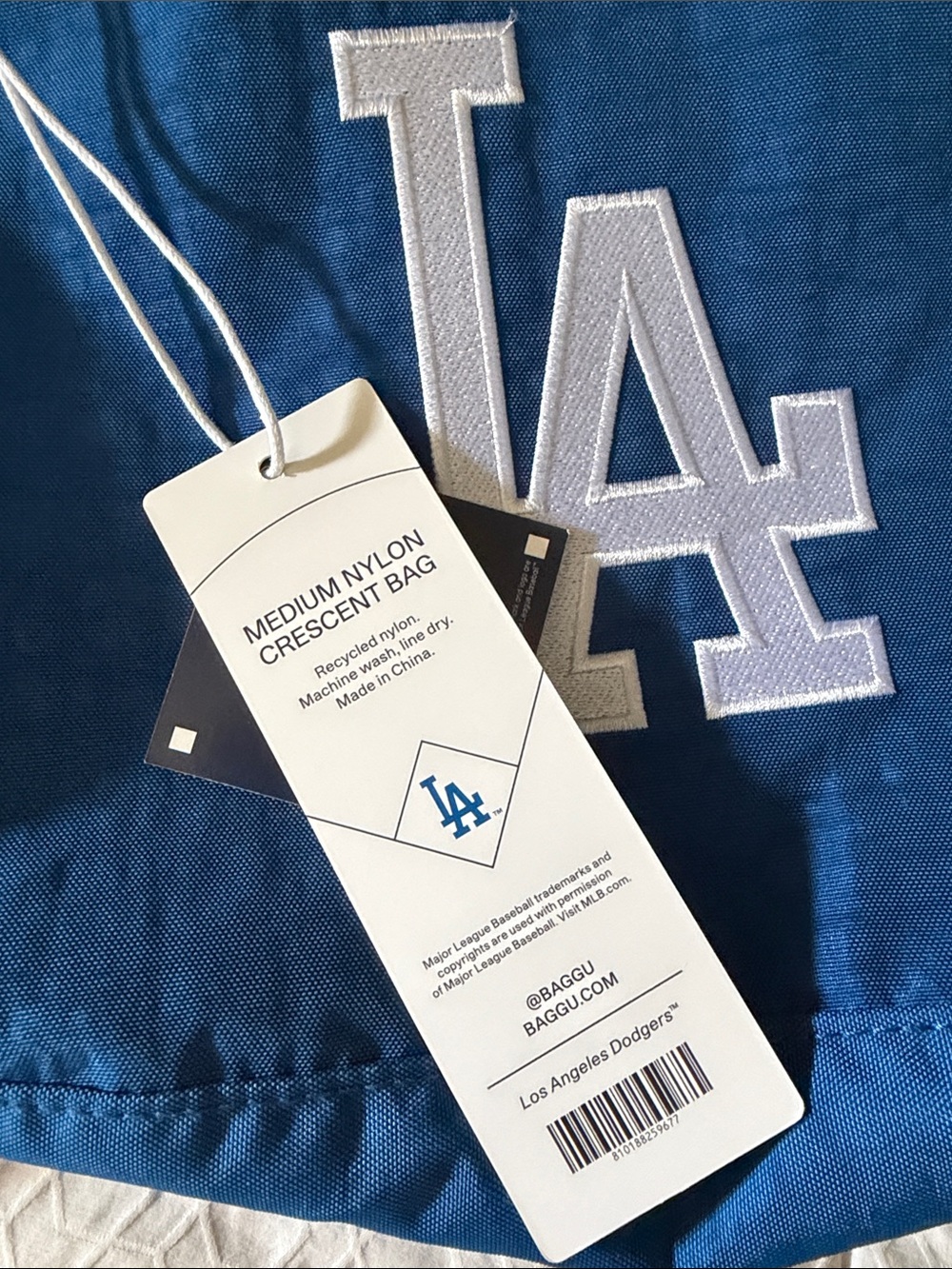 Baggu Medium LA Dodgers Blue Nylon Crescent Bag - Picture 9 of 9